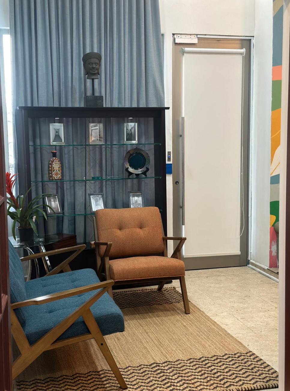 Intj Hotel Tijuana Esterno foto